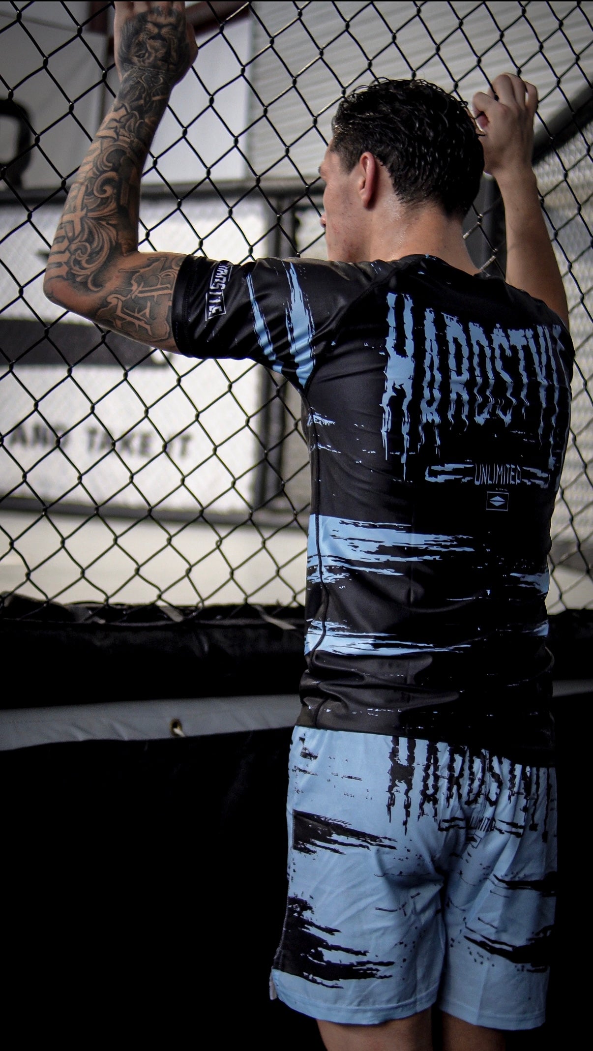 GLITCH | BLACK | RASH GUARD