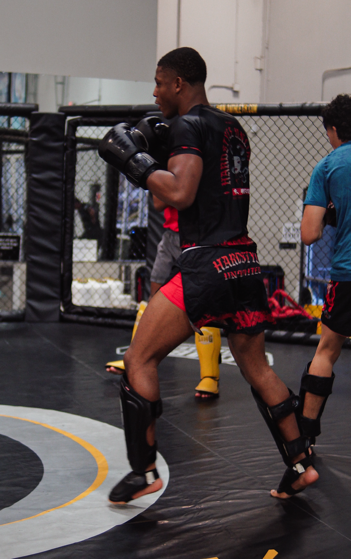 NURE-ONNA GLADIATOR SHORTS