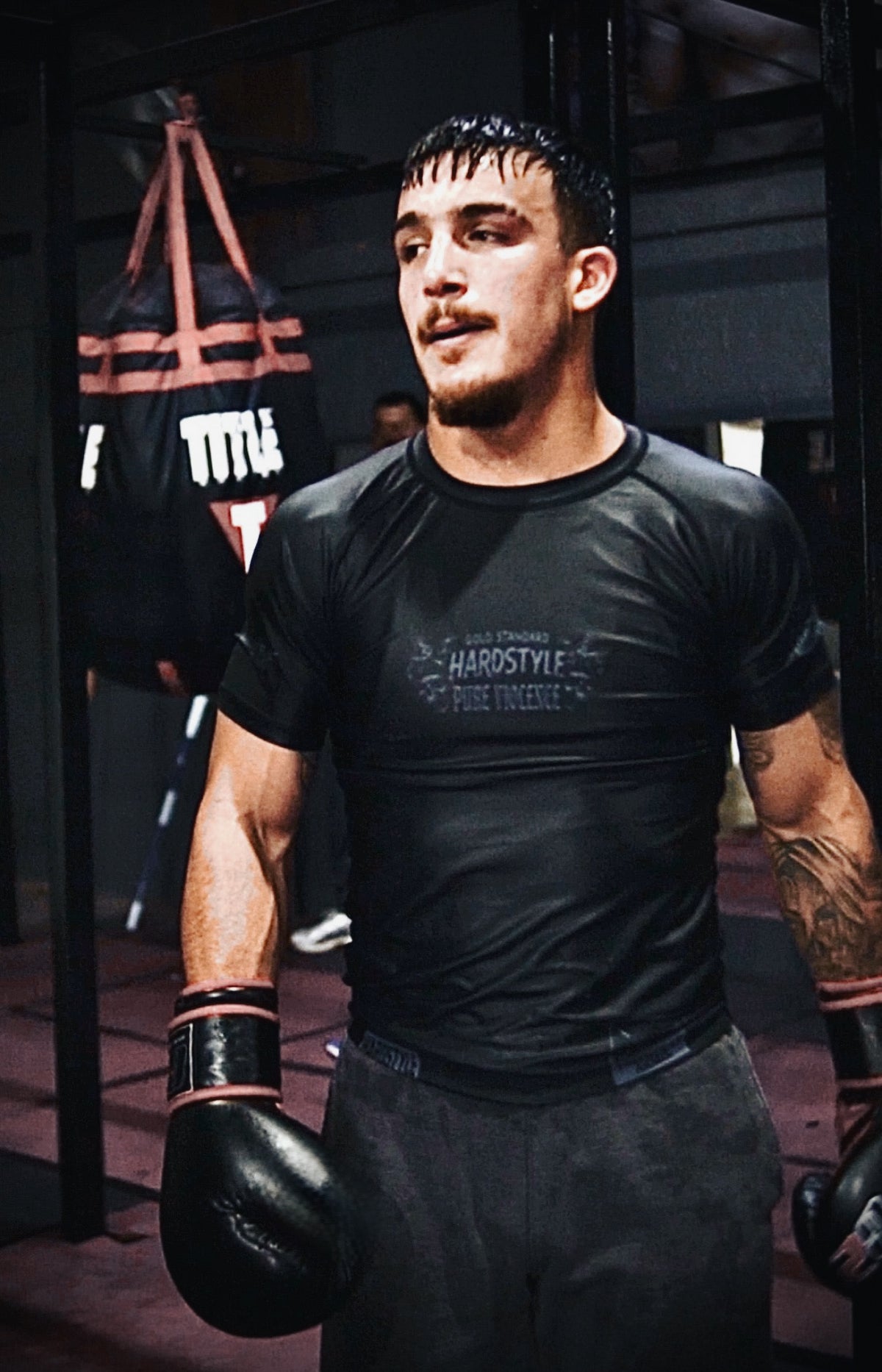 VIRTUTE ET ARMIS RASH GUARD