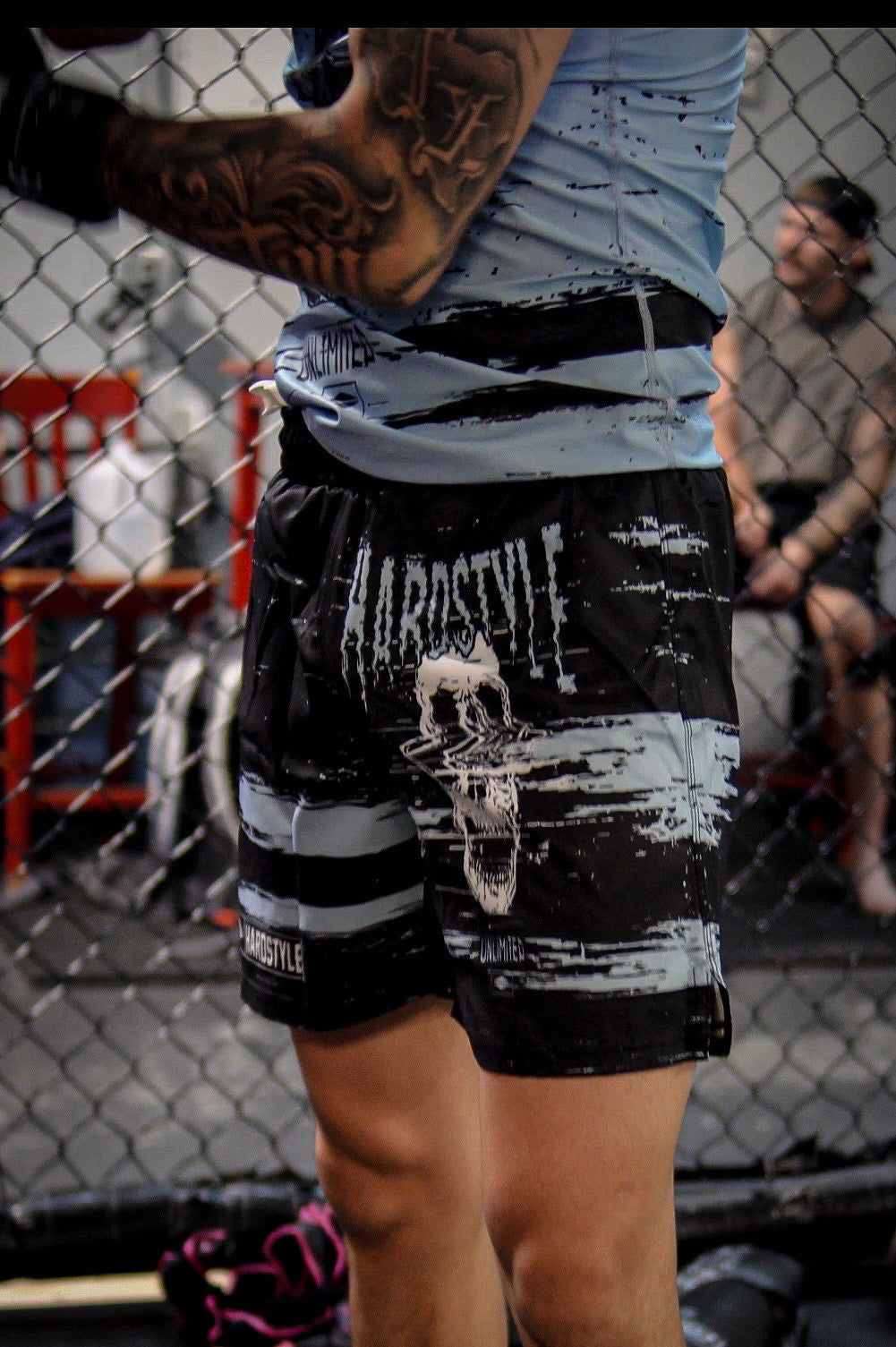 GLITCH | BLACK | SHORTS